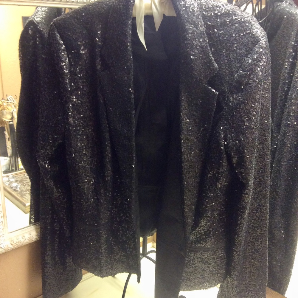 Boutique sequin tuxedo jacket, Med.